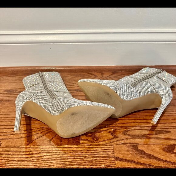 Steve Madden Winona Rhinestone Boots Size 8 - Picture 8 of 9